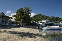 Strand am Hafen von Sabang