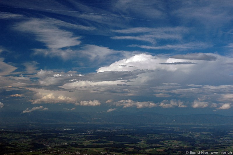 Cloud formations © Bernd Nies