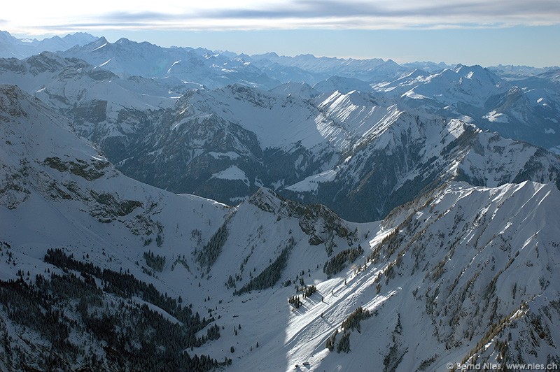 Berghänge mit Schnee 2