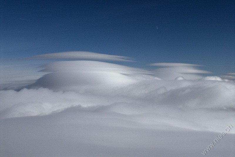 Lenticular clouds 2 © Bernd Nies
