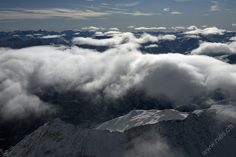 Wolken über den Bergen