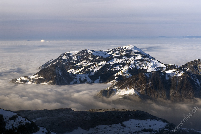 Rigi mit Nebelgrenze