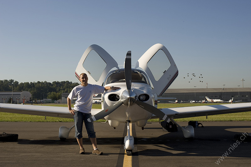 Cirrus SR20