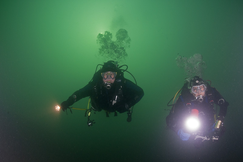 Two divers © Bernd Nies