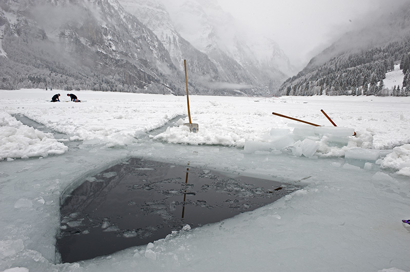 Hole in the Lake