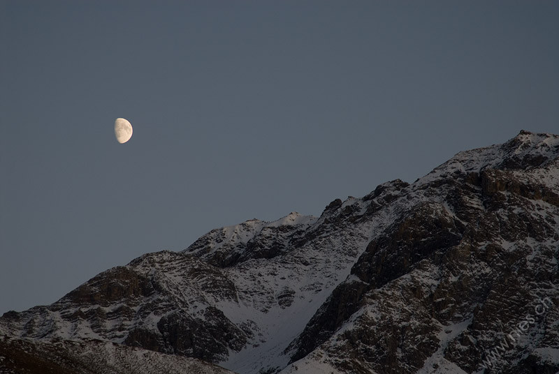 Moon Rise over Piz Mezzaun