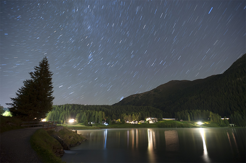 Sternspuren über Davosersee