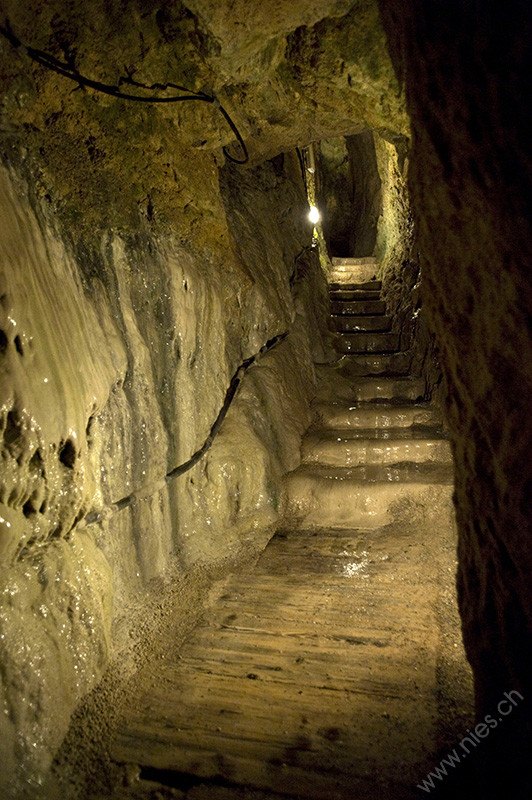 Höllgrotten Cave