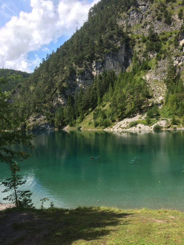 Divers in Lake Blind