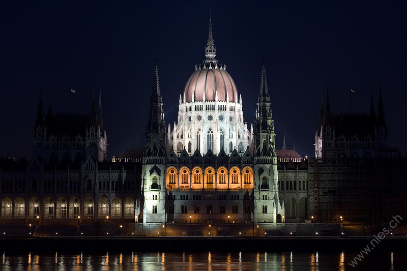 Parlamentgebäude © Bernd Nies