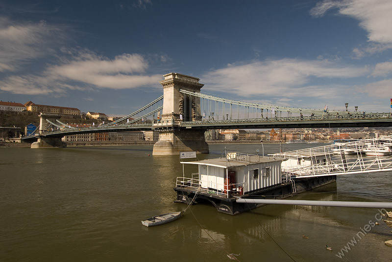 Chain bridge