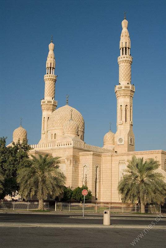 Jumeirah Mosque © Bernd Nies