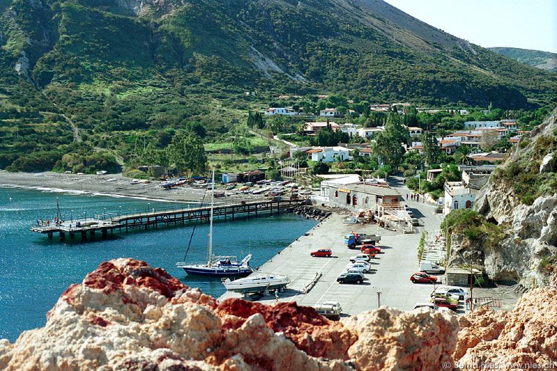 Vulcano Harbour