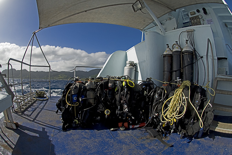 Diving equipment