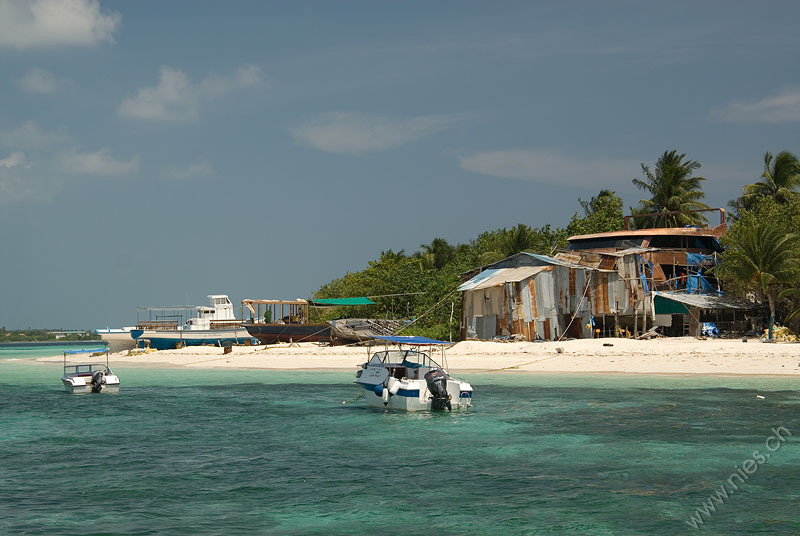 Dhangethi Wrack