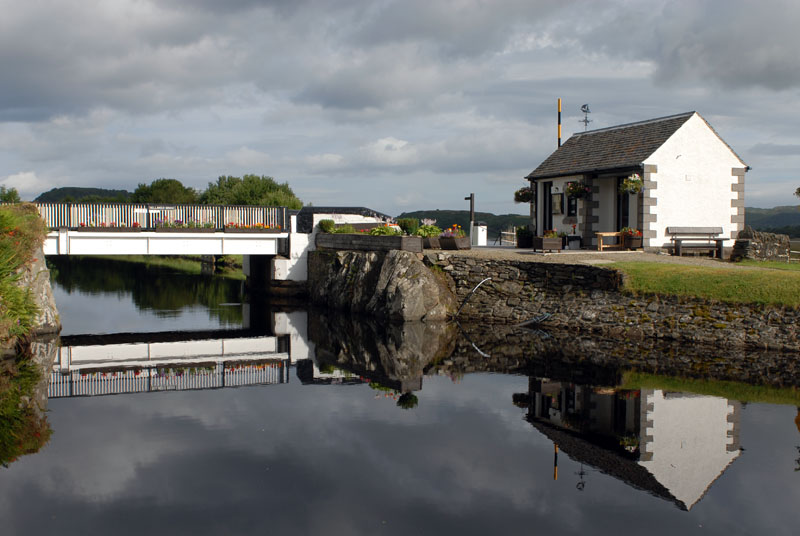 Bridge with cottages