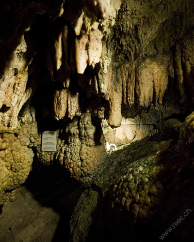 Höllgrotten Cave