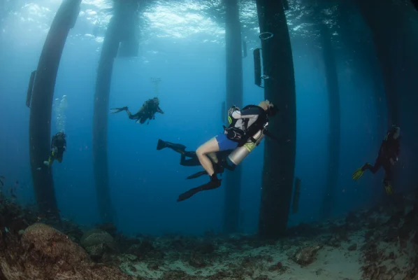 Rings of air under the pier