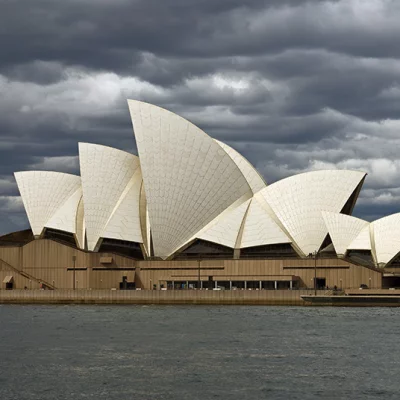 Opernhaus) Das allerweltsberühmte und 1 Mio. mal fotografierte Opernhaus von Sydney.