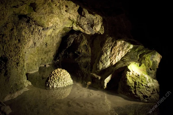 Höllgrotten Cave