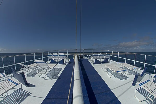 Nai'a sun deck