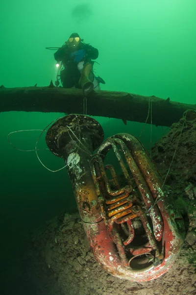 Underwater Tuba