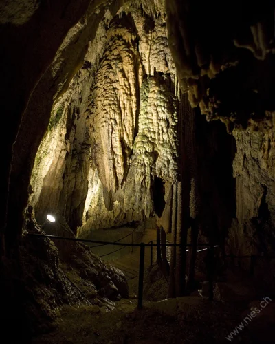 Höllgrotten Cave